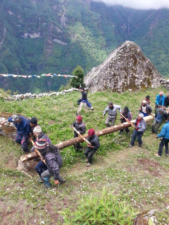 Bauarbeiten Nepal Sunshine Lodge